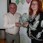 Award Presented by Ian Keene Gartner - Camille Mendler - Enterprise Services, Ovum on behalf of Sonus Networks 